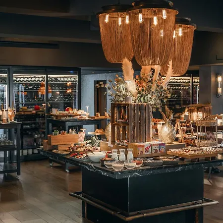 Boho Club - A Preferred Hotel Marbella