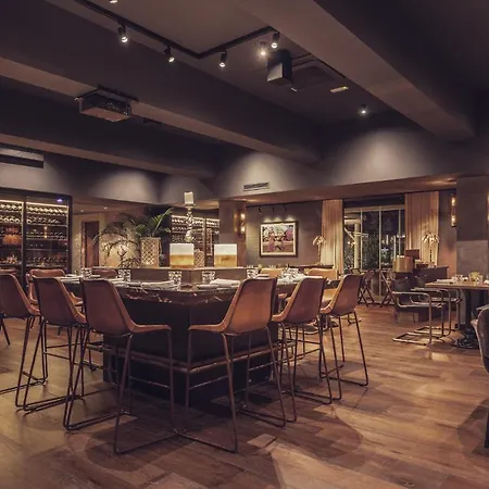 Boho Club 5* Μαρμπέλλα